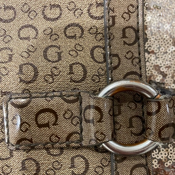 Guess - Tan Guess Logo Shoulder Bag - Picture 3 of 11